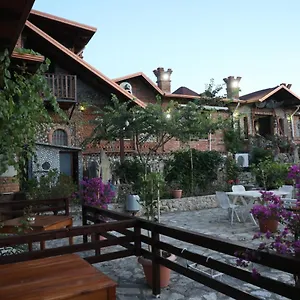 https://keshtjella-syni-zi.albaniahotels.org